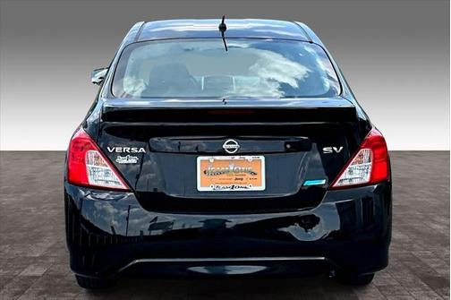 2015 Nissan Versa 1.6 SV