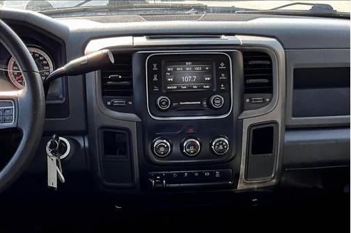 2018 RAM 2500 Tradesman Crew Cab 4x4 6'4' Box
