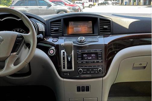 2016 Nissan Quest SL