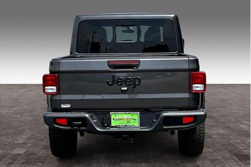 2025 Jeep Gladiator Nighthawk