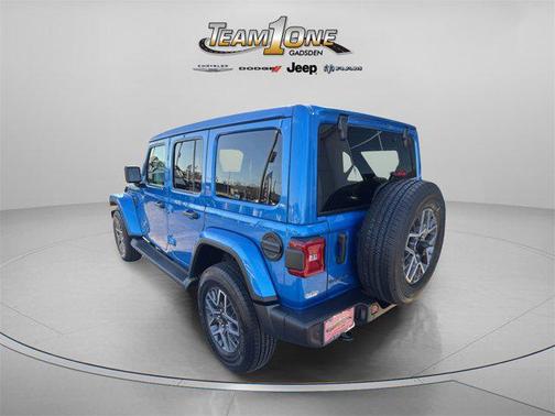 2026 Jeep Wrangler 4-Door Sahara 4x4