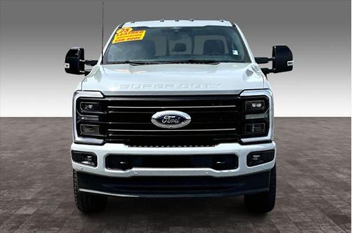 2025 Ford F-250 Platinum