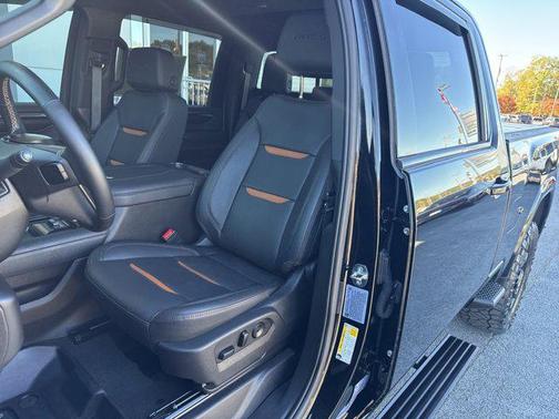 2024 GMC Sierra 2500 AT4