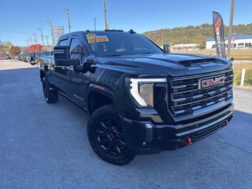 2024 GMC Sierra 2500 AT4