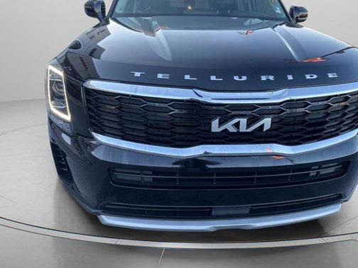 2022 Kia Telluride LX
