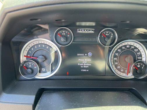 Bright Silver Metallic Clearcoat 2017 RAM 1500 Laramie