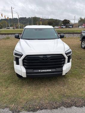 2025 Toyota Tundra SR5