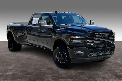 2025 RAM 3500 Big Horn Crew Cab 4x4 8' Box