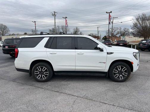 2021 GMC Yukon 4WD AT4