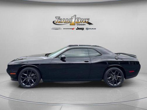 Pitch Black Clearcoat 2021 Dodge Challenger SXT