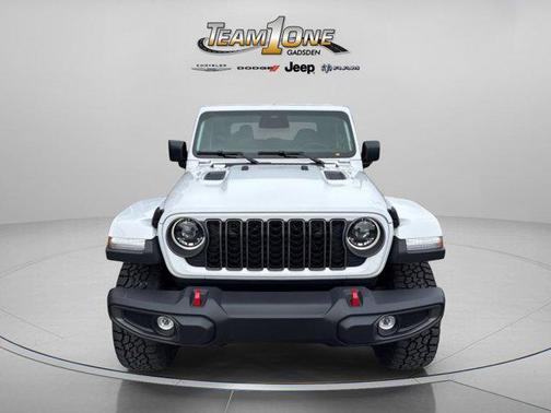 Bright White Clearcoat 2026 Jeep Gladiator Rubicon