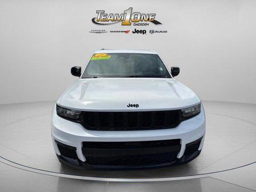 Bright White Clearcoat 2023 Jeep Grand Cherokee L Altitude