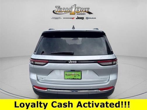 2025 Jeep Grand Cherokee Laredo