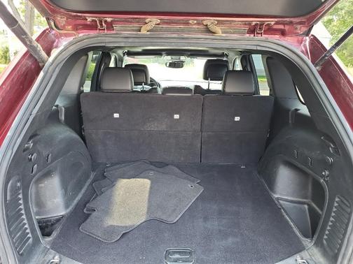 2022 Jeep Grand Cherokee WK Laredo