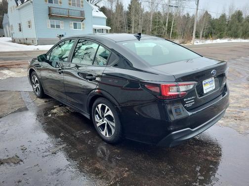 2025 Subaru Legacy Premium