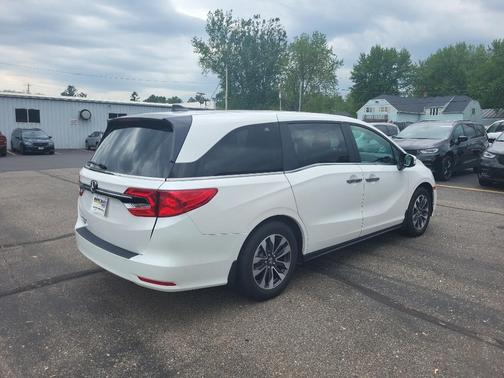 White 2024 Honda Odyssey EX-L