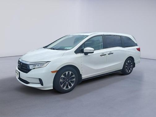 White 2024 Honda Odyssey EX-L