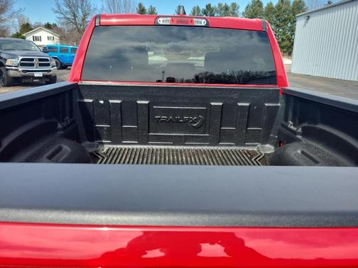 Flame Red Clearcoat 2024 RAM 1500 Laramie