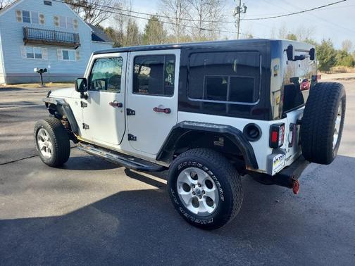 2015 Jeep Wrangler Unlimited Sahara