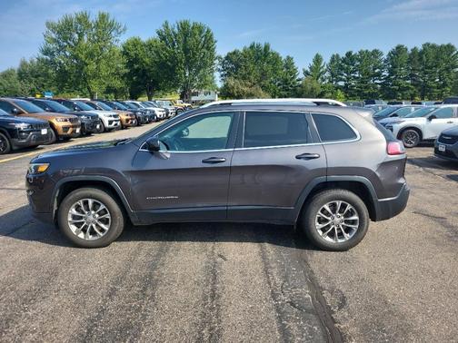 Granite Crystal Clearcoat Metallic 2019 Jeep Cherokee Latitude Plus