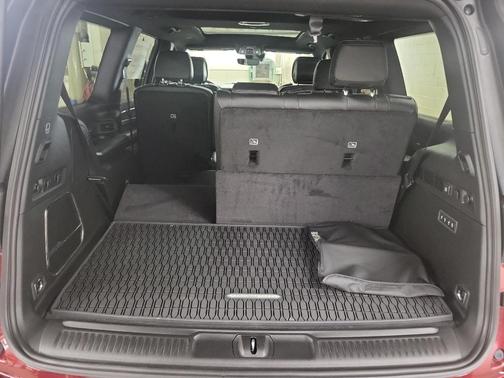 Velvet Red Pearlcoat 2026 Jeep Grand Wagoneer Base