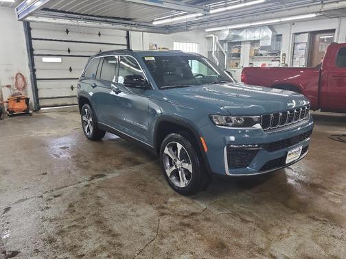 Steel Blue 2026 Jeep Grand Cherokee Limited