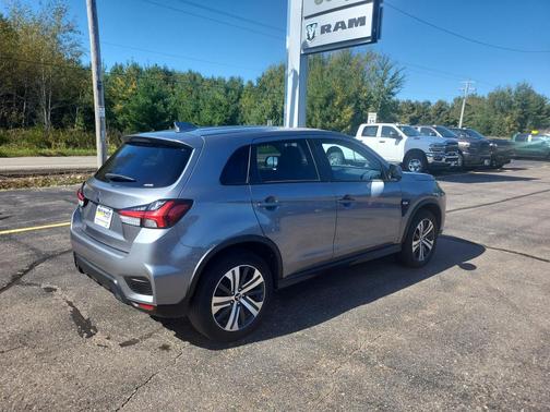 Silver 2024 Mitsubishi Outlander Sport