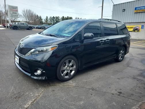 2015 Toyota Sienna SE