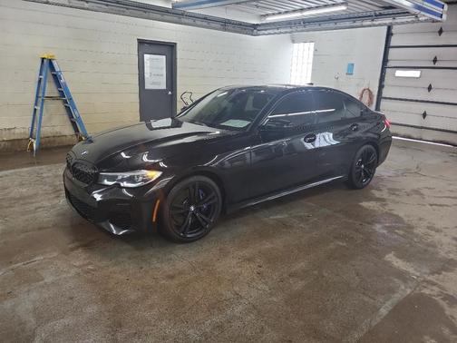 Black Sapphire Metallic 2021 BMW M340 i xDrive