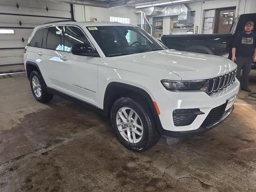 2026 Jeep Grand Cherokee Laredo X