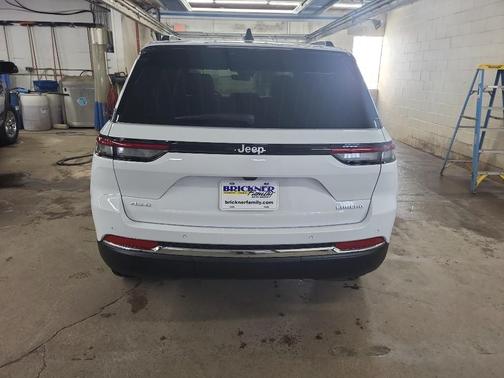 2026 Jeep Grand Cherokee Laredo X