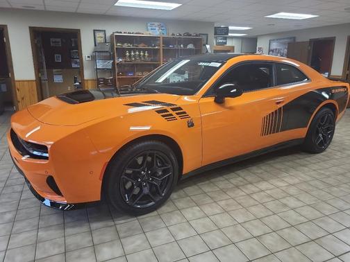 PEEL OUT 2026 Dodge Charger Scat Pack