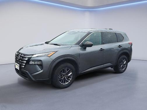 Gun Metallic 2024 Nissan Rogue S