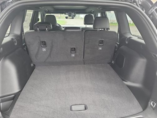 Diamond Black 2026 Jeep Grand Cherokee Limited