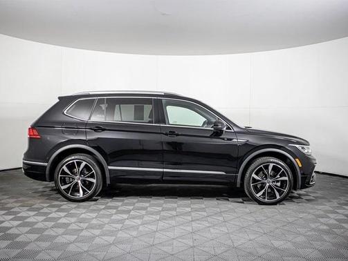 2022 Volkswagen Tiguan 2.0T SEL R-Line