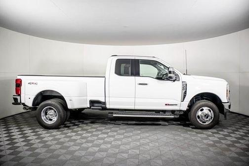 2024 Ford F-350 Lariat Super Duty
