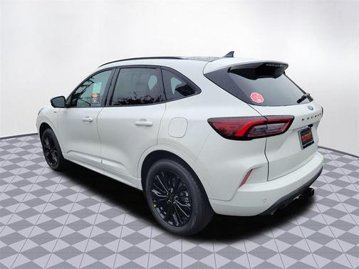 2025 Ford Escape ST-Line Elite