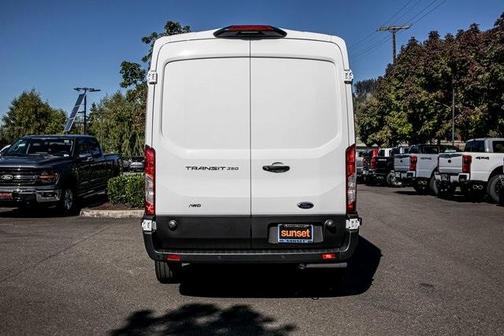 2024 Ford Transit-250 148 WB Medium Roof Cargo