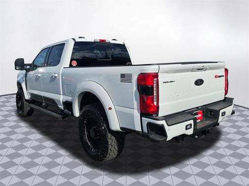 2025 Ford F-350 Lariat Super Duty