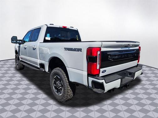 2025 Ford F-350 Platinum