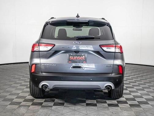 2021 Ford Escape Titanium Hybrid