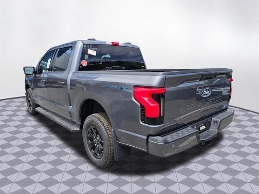 2025 Ford F-150 Lightning XLT
