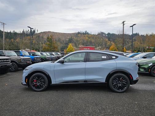 2025 Ford Mustang Mach-E Premium