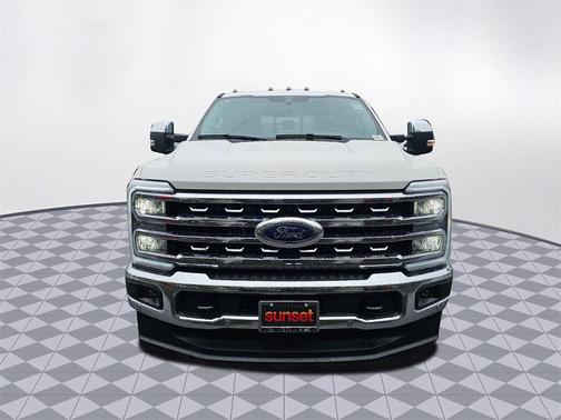 2025 Ford F-350 Lariat Super Duty