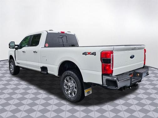 2025 Ford F-350 Lariat Super Duty