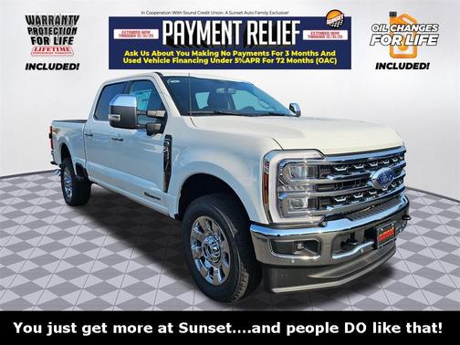 White Metallic 2025 Ford F-250 Lariat Truck