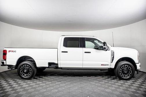 2023 Ford F-350 Platinum