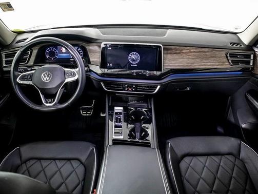 2024 Volkswagen Atlas 2.0T SEL Premium R-Line