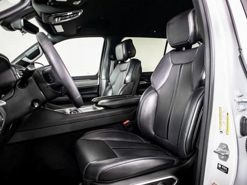 2024 Jeep Wagoneer L Series III