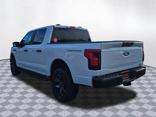 2024 Ford F-150 Lightning Pro